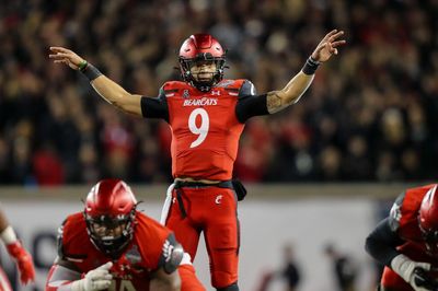 Why the Colts should draft a QB with their first pick