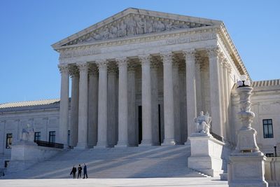 Supreme Court reinstates Trump-era water rule for now