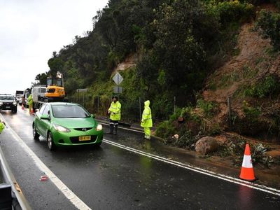 Flood evacuations hit drenched Sydney