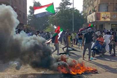 Tear gas fired at Sudan protest 3 years after anti-Bashir sit-in