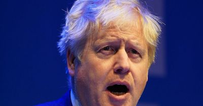 'PM refuses to accept responsibility as Brits struggle to pay for fuel and food'