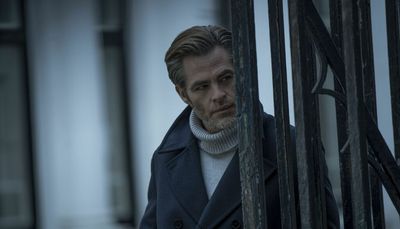 ‘All the Old Knives’: Chris Pine, Thandiwe Newton play hot spies revisiting a cold case