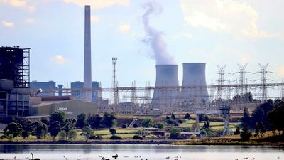 Government seeks to delay coal-fired power plant closures with longer notice period