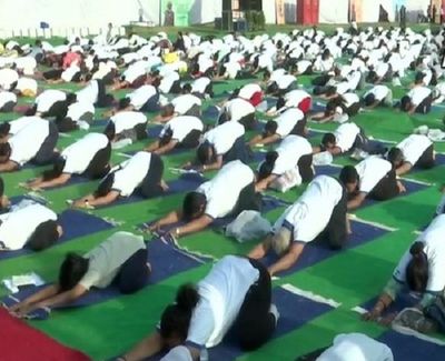 On World Health Day, AYUSH Ministry organises 'Yog Utsav' at Red Fort