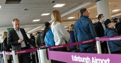 What time to arrive at the airport and how to get through security quickly