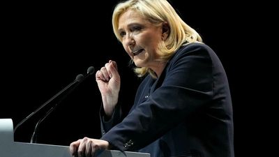 Le Pen shrugs off market 'doom-mongering' as French election race tightens