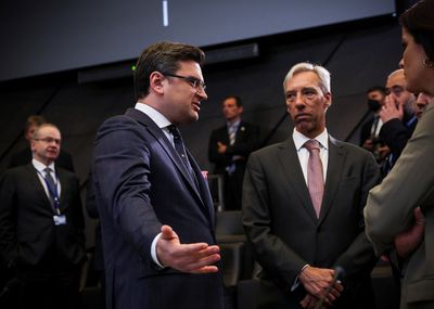 Ukrainian foreign minister sees 'strong sense of unity' in NATO over Russia