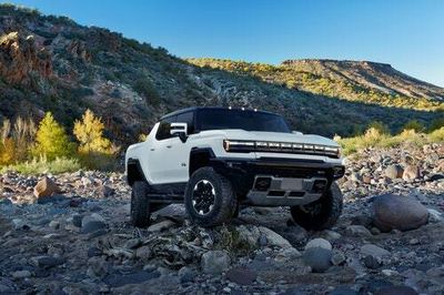 2022 GMC Hummer EV Pickup review: It will make you forget all about the Tesla Cybertruck