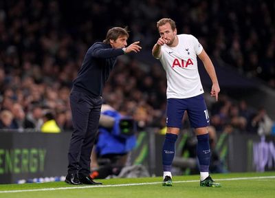 Harry Kane can take a place among best strikers in history, says Antonio Conte