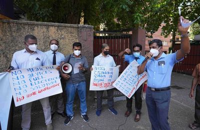 Sri Lanka medical group warns of catastrophic shortages