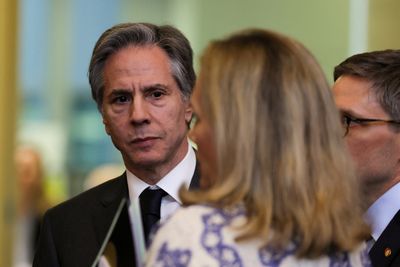Blinken says U.S. building pressure on Russia