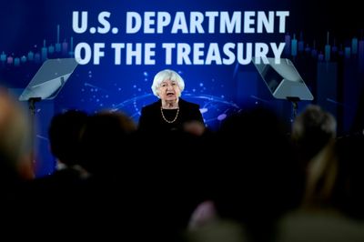 US Treasury secretary calls for improved cryptocurrency rules