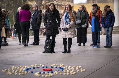 Ukrainian at Edinburgh vigil urges people to remember conflict