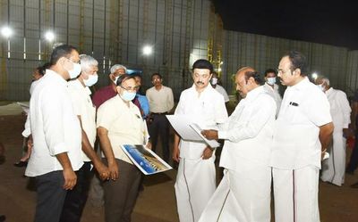 Stalin reviews construction of Karunanidhi’s memorial