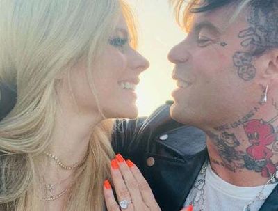 Avril Lavigne engaged to Mod Sun after romantic proposal in Paris