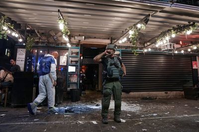 Israeli medics say 6 wounded in downtown Tel Aviv shooting