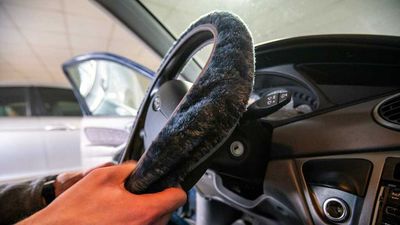 5 Best Steering Wheel Covers (2022)