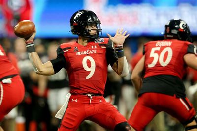 Steelers reach for QB in new Draft Wire mock draft