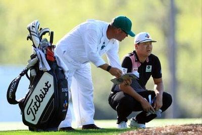 The Masters: Sung-jae Im leads from Cameron Smith as Tiger Woods impresses on comeback