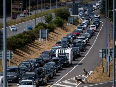 Easter travel: Drivers warned to expect delays as 27.6 million plan car journeys