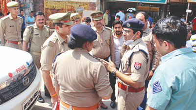 Ghaziabad: Another day, another robbery — this time, a jeweller shot at