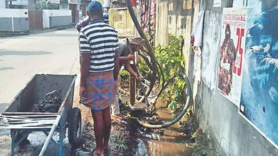 Kochi corporation swings into action to repair motor pumps