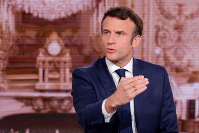 France's Macron makes last-minute appeal to voters as Le Pen reaches all-time high in poll