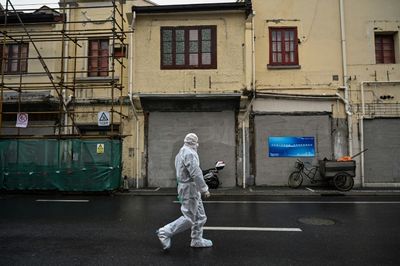 Shanghai lockdown snarls world's busiest port and China supply chains