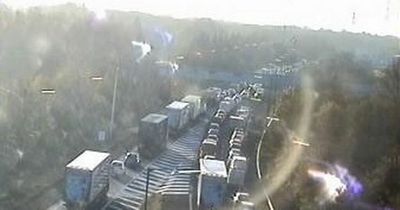 M61 drivers stuck in huge queues with delays of nearly an hour