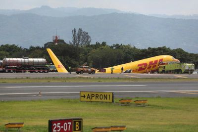 Plane breaks in two after emergency landing in Costa Rica
