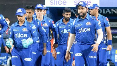 IPL 2022: Rohit Sharma urges Mumbai Indians teammates to show desperation and hunger after three losses