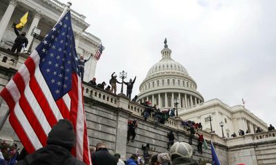 Capitol attack investigators zero in on far-right Oath Keepers and Proud Boys