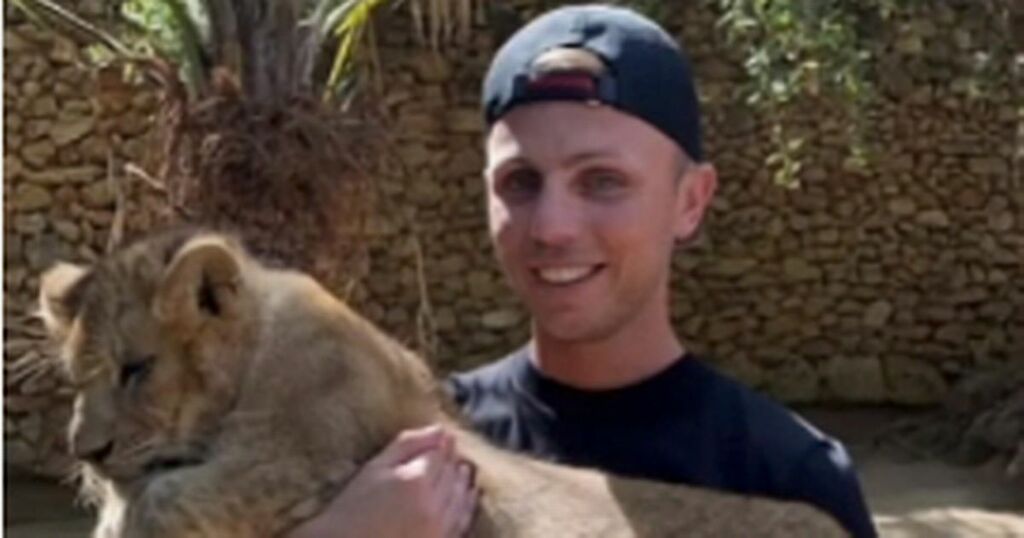 James Whelan's pals 'waiting until after funeral' to…