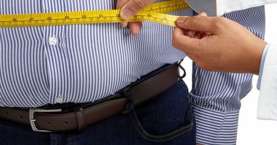 NHS weight loss tips for targeting belly fat as health body shares simple obesity test