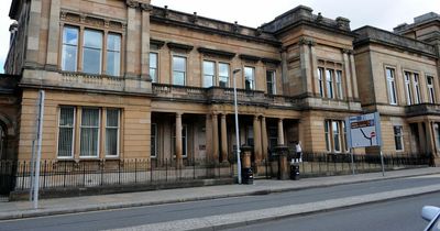 Paisley dad fined after calling partner a 'f*****g grass' when she called cops