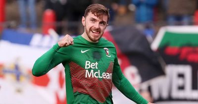 Glentoran boss Mick McDermott provides update on Robbie McDaid exit speculation