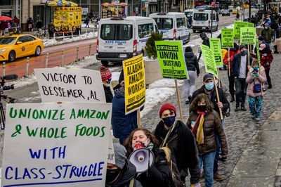 Union accuses Amazon of violating law