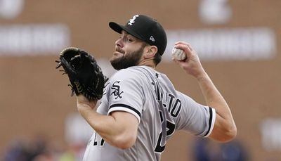 Lucas Giolito leaves White Sox opener with abdominal tightness; Tigers rally to win
