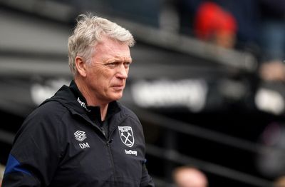 West Ham boss David Moyes issues warning to winking Lyon forward Moussa Dembele