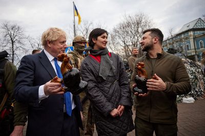 Zelenskiy braces for 'hard battle,' UK's Johnson visits with aid