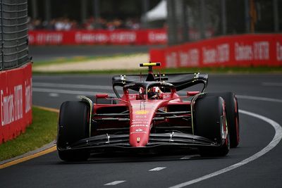 Sainz fuming after F1 "disaster" for Ferrari in Australian GP qualifying