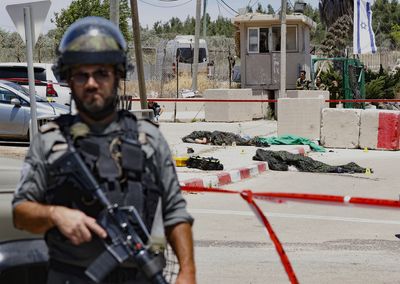 Israeli army kills one Palestinian in Jenin refugee camp raid