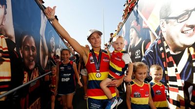 Erin Phillips tight lipped over future as Adelaide's AFLW dynasty set to be tested by Port Showdown