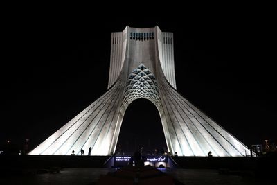 Iran promises to continue developing peaceful nuclear programme