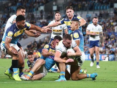 Moses stars as Eels edge out Titans in NRL