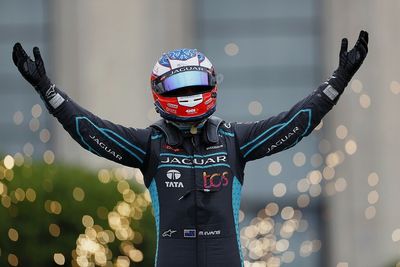 Rome E-Prix: Evans secures Race 1 victory from ninth on grid