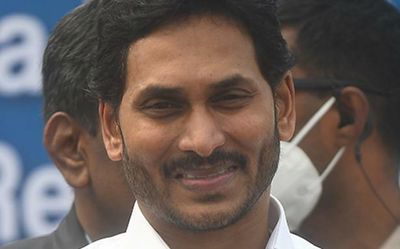 Jagan holding discussions on new Cabinet faces