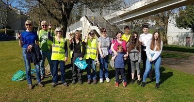 Meet the East Kilbride Community Litter Pickers here to clean up the town