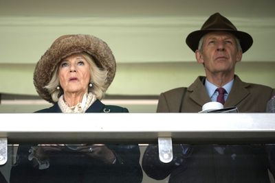 Duchess of Cornwall presents Grand National trophy