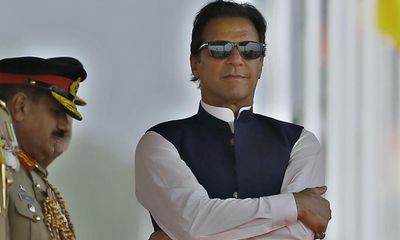 Pakistan parliament ousts Imran Khan in last-minute vote